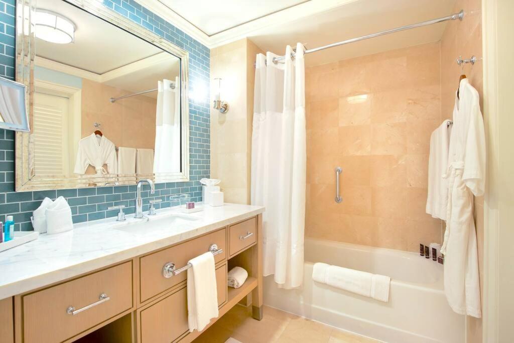 Stunning Studio Apartment Located At The Ritz Carlton-Key Biscayne Miami Esterno foto