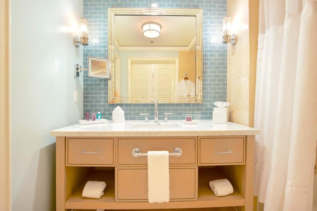 Stunning Studio Apartment Located At The Ritz Carlton-Key Biscayne Miami Esterno foto