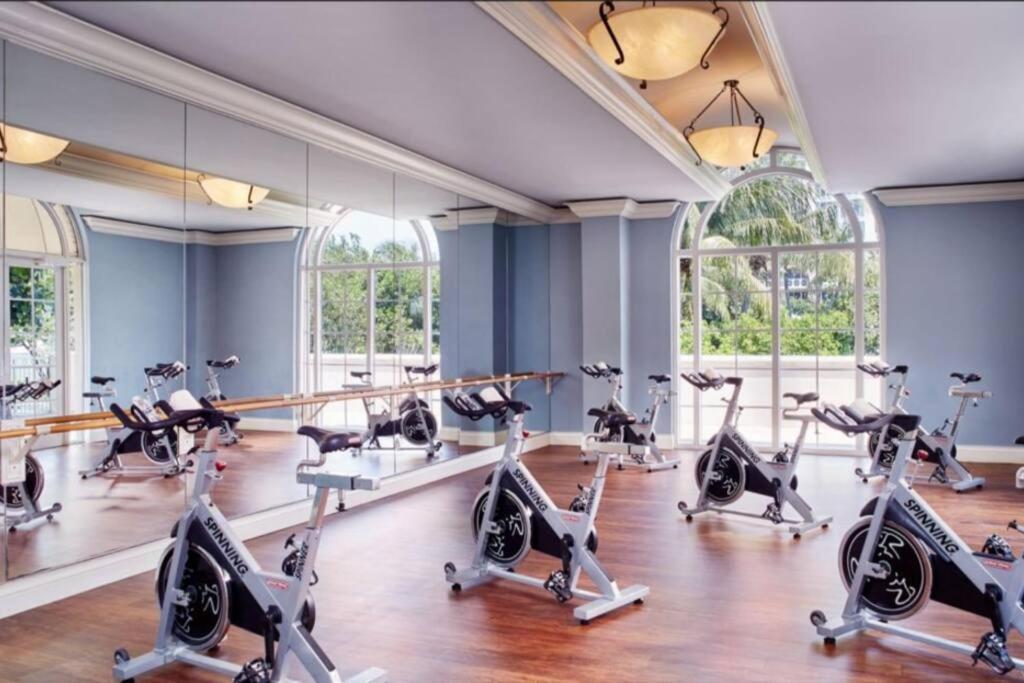 Stunning Studio Apartment Located At The Ritz Carlton-Key Biscayne Miami Esterno foto